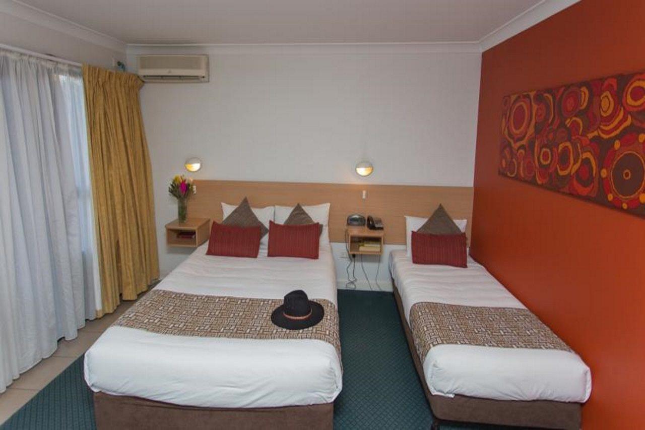 Diplomat Hotel Alice Springs Exterior photo