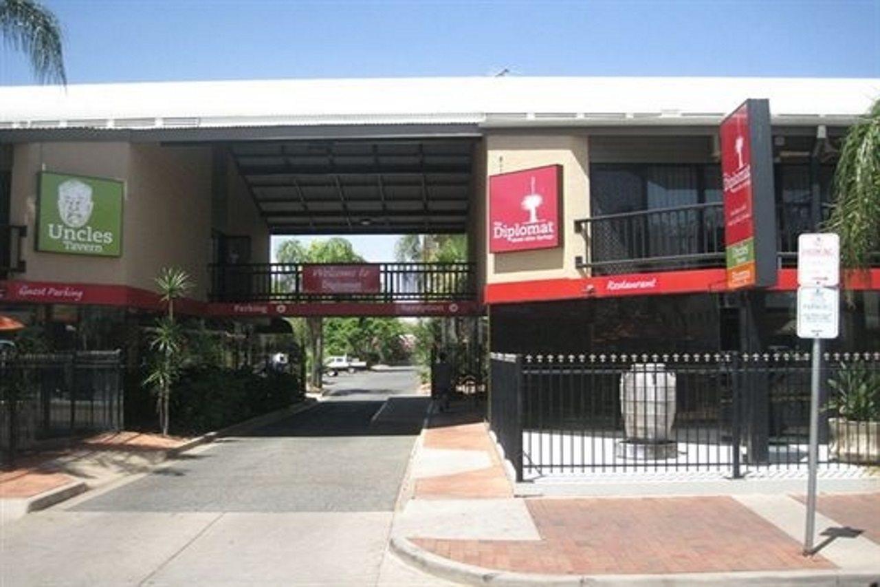 Diplomat Hotel Alice Springs Exterior photo