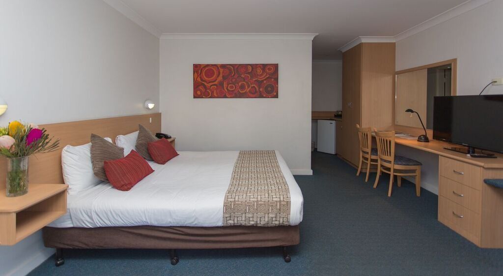 Diplomat Hotel Alice Springs Exterior photo